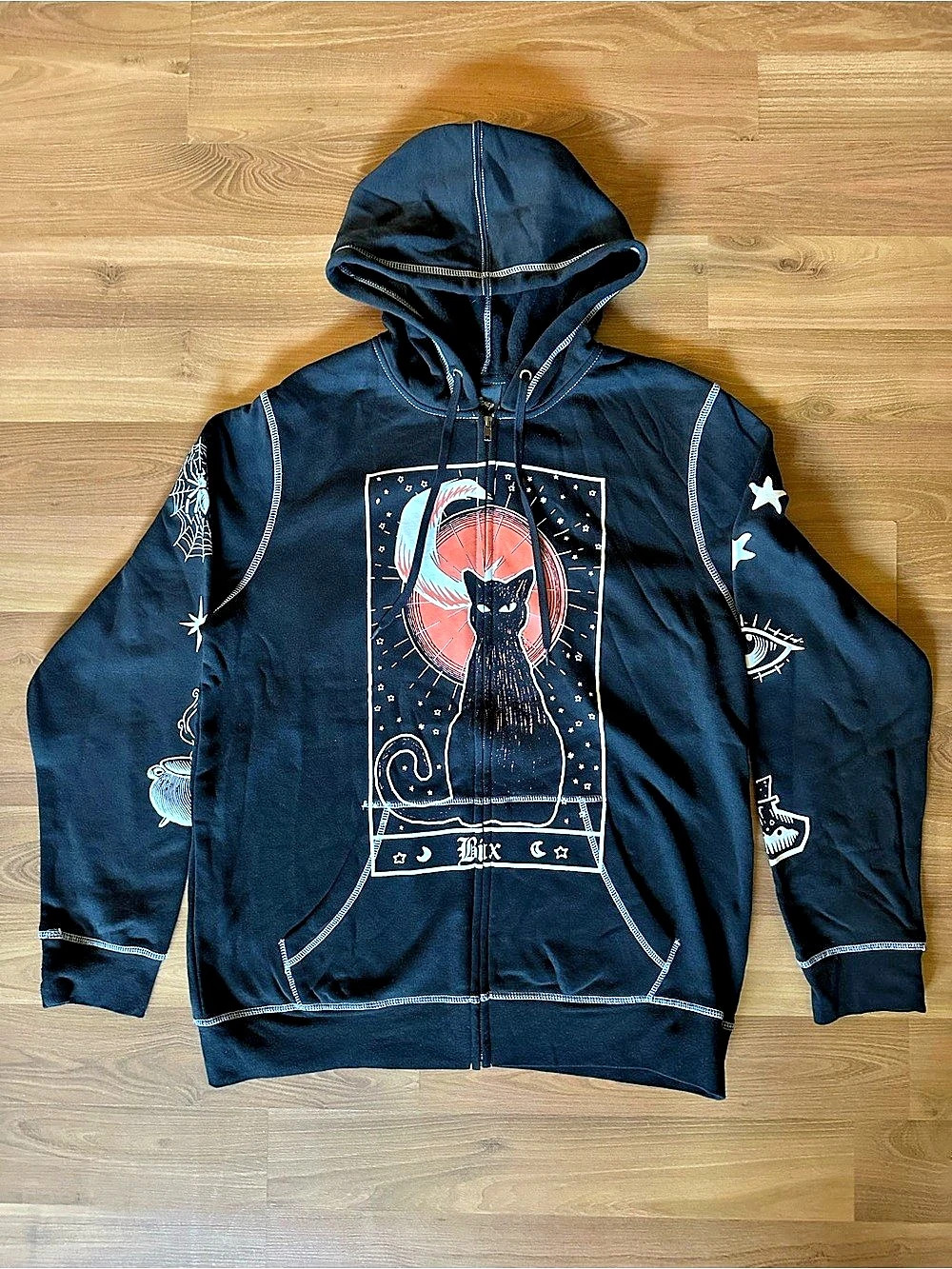 Disney Hocus Pocus Black Hoodie Size Large NWT Unisex